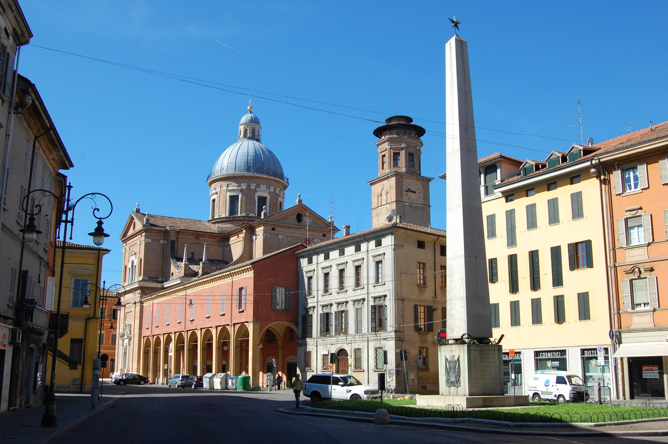 Reggio Emilia / Beata Vergine della Ghiara - Reggio Emilia | Secret World Trip Planner