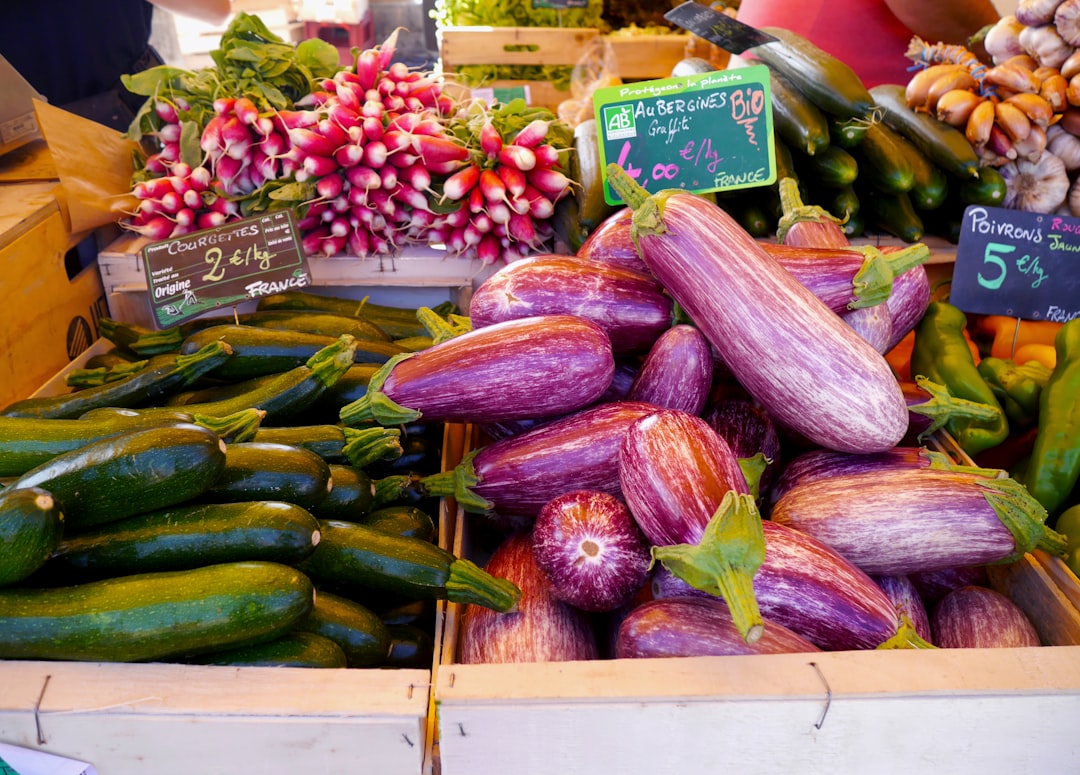 Marché des Capucins Bordeaux' - Bordeaux | Secret World Trip Planner