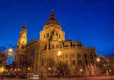 Budapešť: Bazilika svatého Istvána - Budapest | Secret World Trip Planner