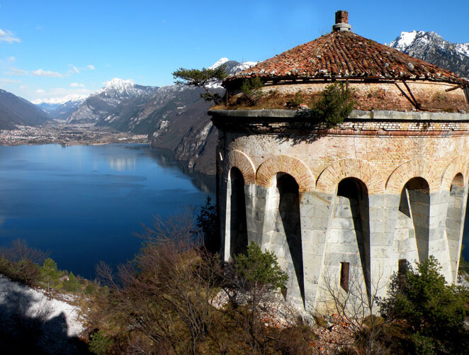 アンフォの要塞 - Anfo | Secret World Trip Planner