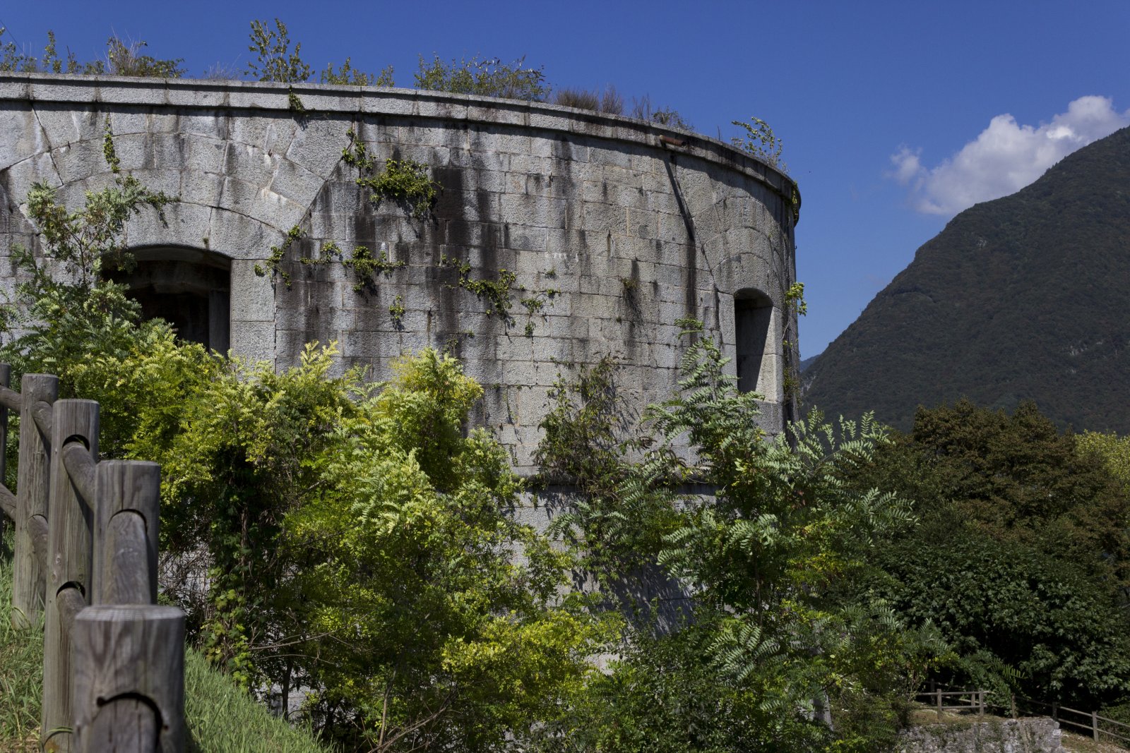 アンフォの要塞 - Anfo | Secret World Trip Planner