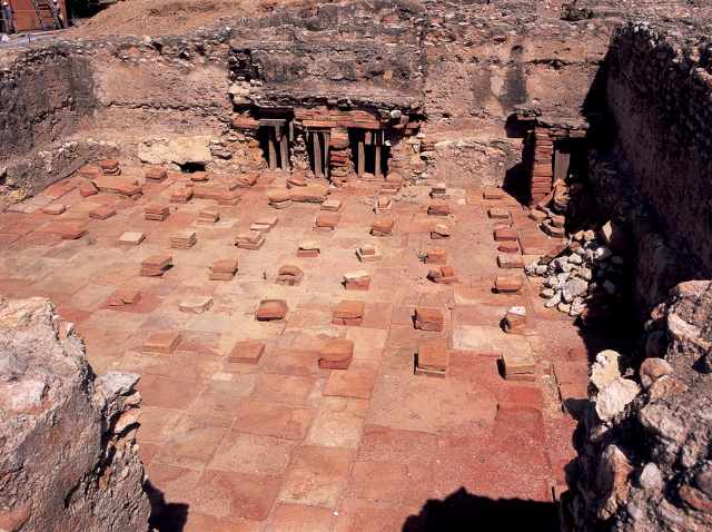 മലനിരകളുടെ ഗ്രാമം - Altafulla | Secret World Trip Planner