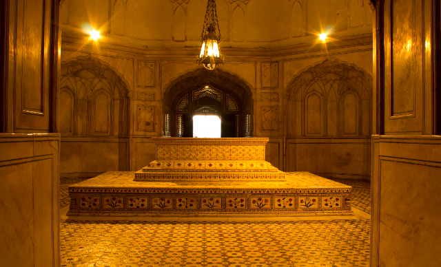 贾汉吉尔陵墓 - Lahore | Secret World Trip Planner