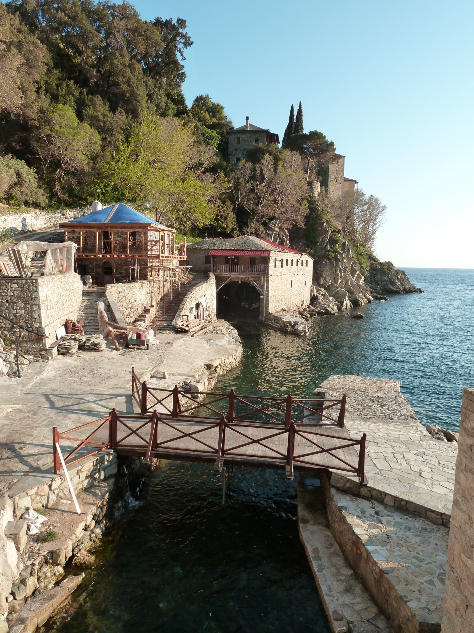 阿索斯山和格雷戈里欧修道院  - Moni Osiou Grigoriou | Secret World Trip Planner