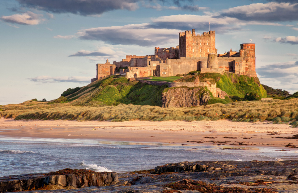 טירת במבורג,אנגליה. - Bamburgh NE69 7DF | Secret World Trip Planner