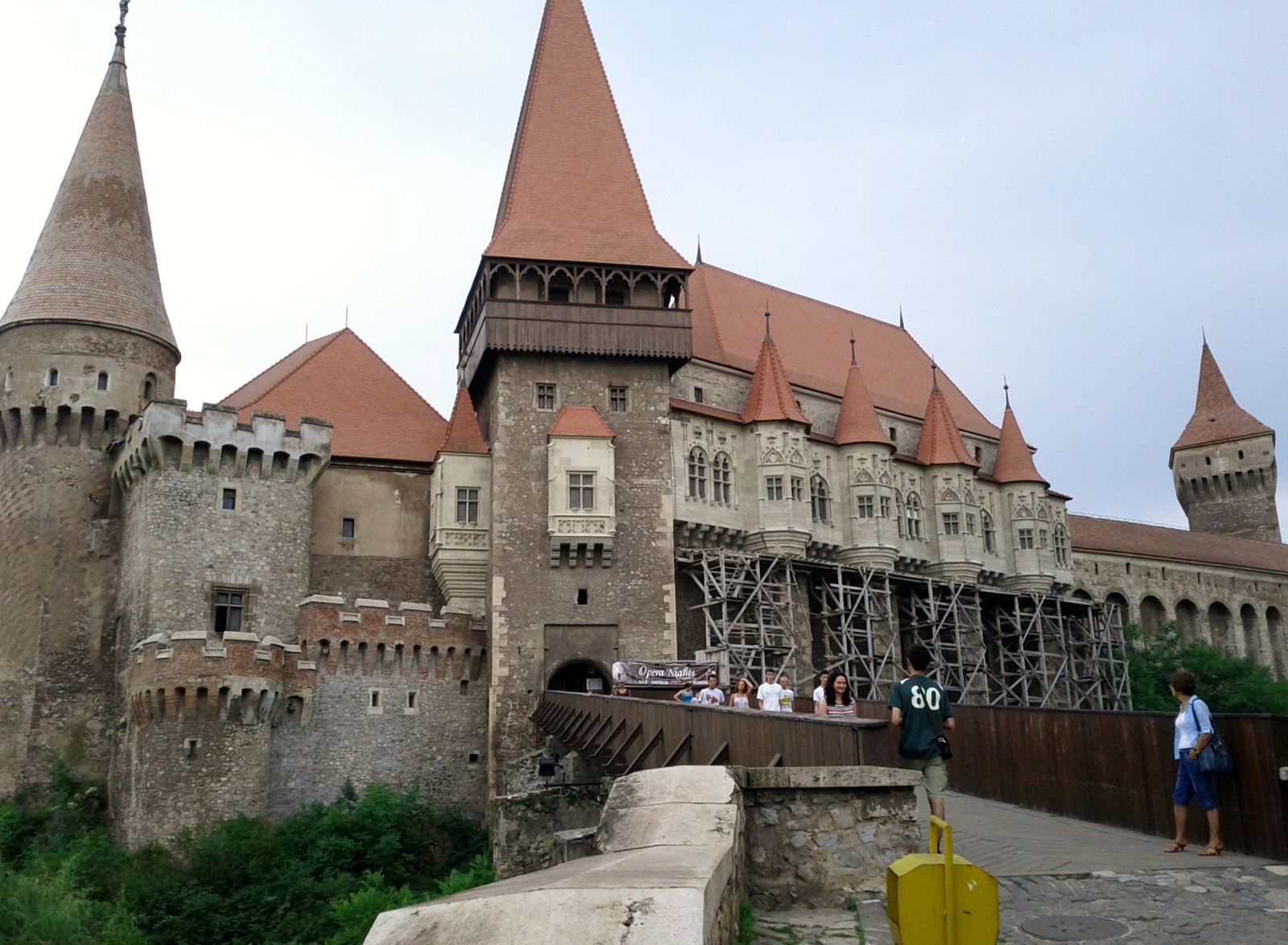 טירת הוניאד (טירת קורבין) והרוחות - Hunedoara | Secret World Trip Planner