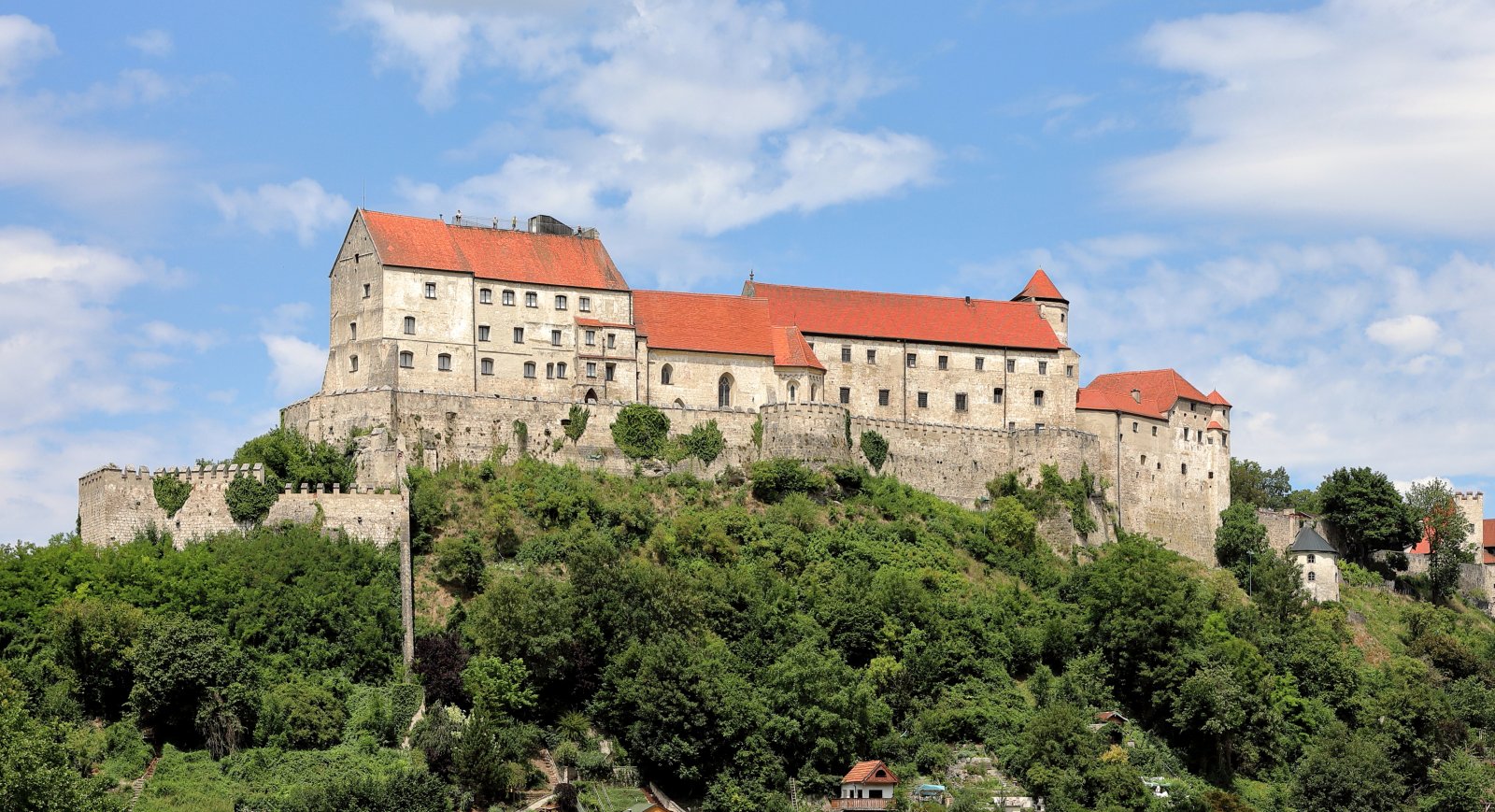 ബവേറിയ, Burghausen Castleis - Burghausen | Secret World Trip Planner