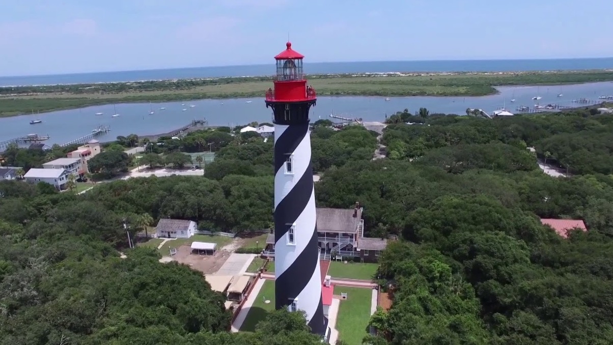 圣奥古斯丁灯塔和海事博物馆 - St. Augustine | Secret World Trip Planner