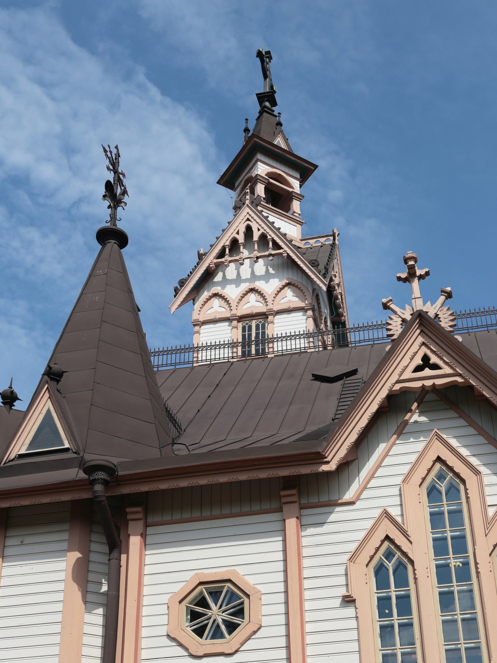 KAJAANI EBANJELIKOA LUTHERAN CHURCH - Kajaani | Secret World Trip Planner