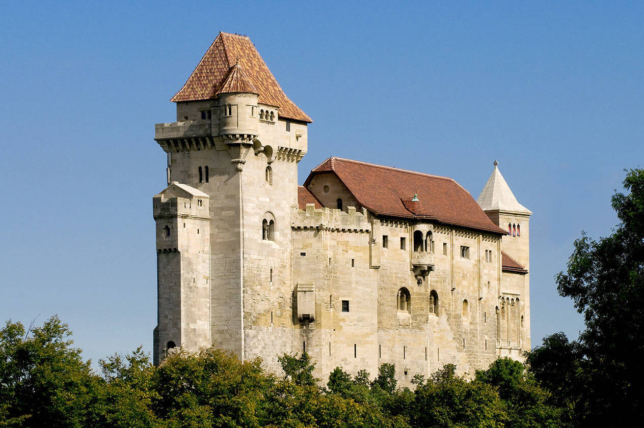 Schloss Liechtenstein - Märchenschloss von Württemberg - Maria Enzersdorf | Secret World Trip Planner