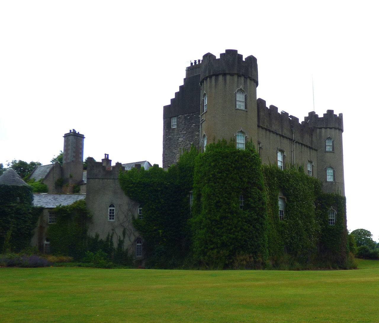 Irlanda: Il Castello di Malahide - Malahide | Secret World Trip Planner
