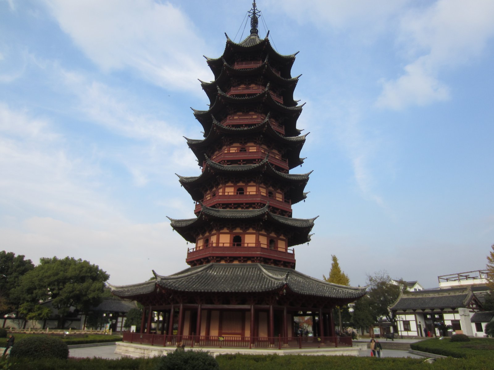 盘门是苏州最古老的城门 - Suzhou Shi | Secret World Trip Planner