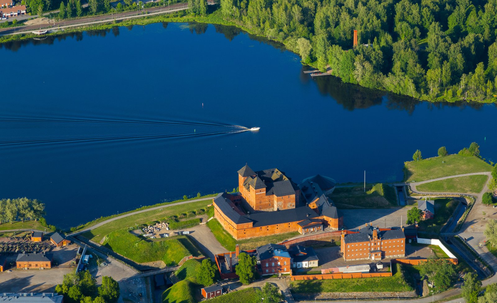 Hämeenlinna sur le lac de Vanajavesi - Hämeenlinna | Secret World Trip Planner