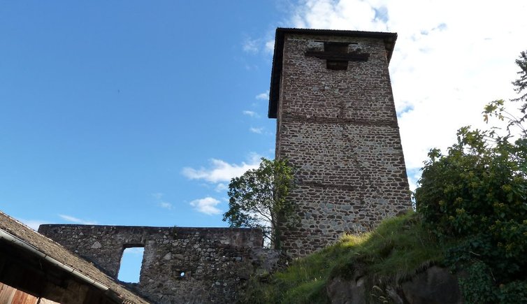 버그 페이르스버그 또는 날레스의 바바로 성 - 1 | Secret World Trip Planner