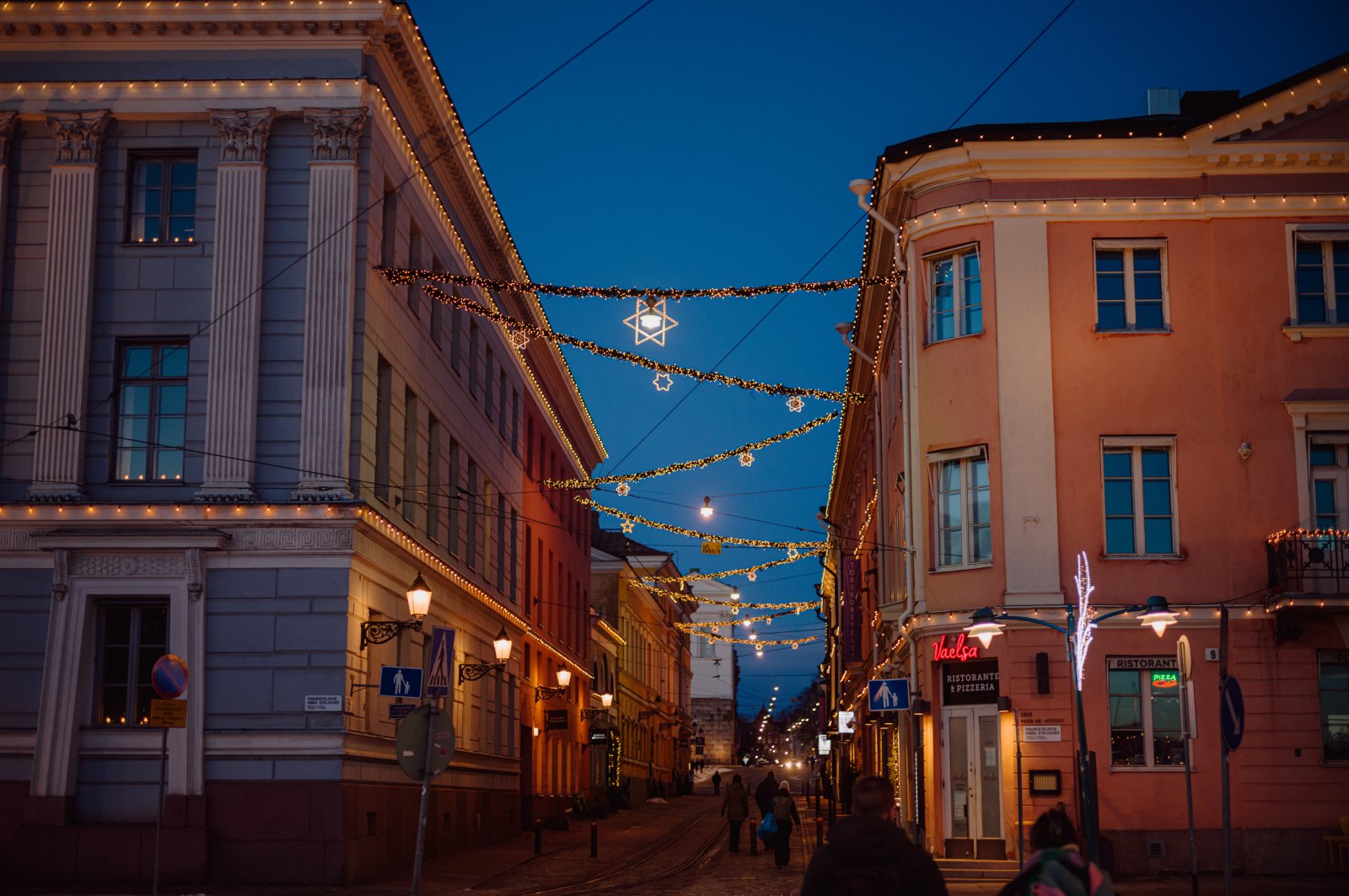 Kaufpatori, Alun-Alun Pasar Helsinki - Helsinki | Secret World Trip Planner