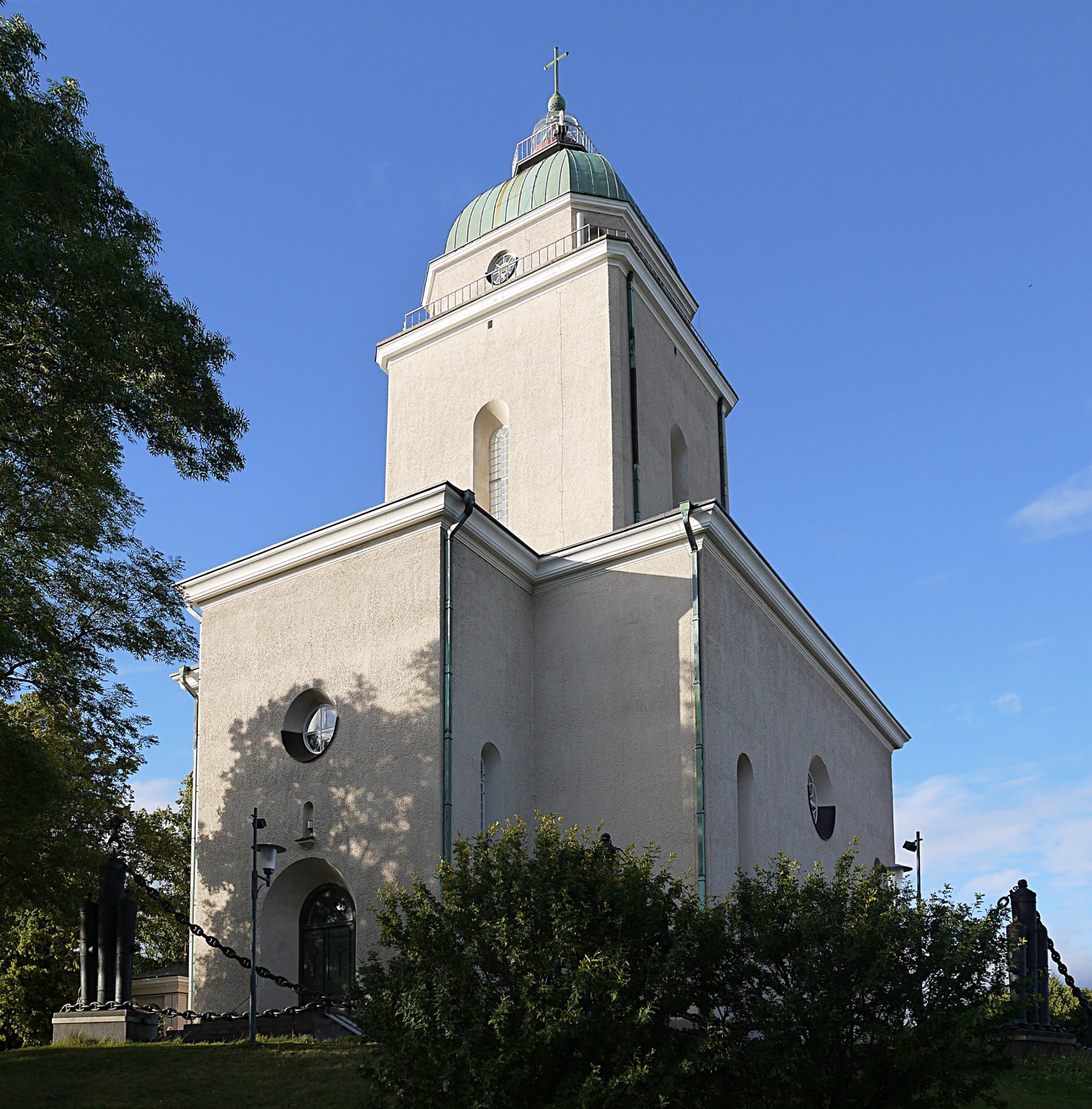 The Suomenlinna Church (Finnish: Suomenlinnan kirkko) - Helsinki | Secret World Trip Planner