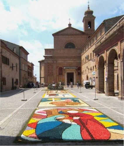 Montefiore dell ' Aso
