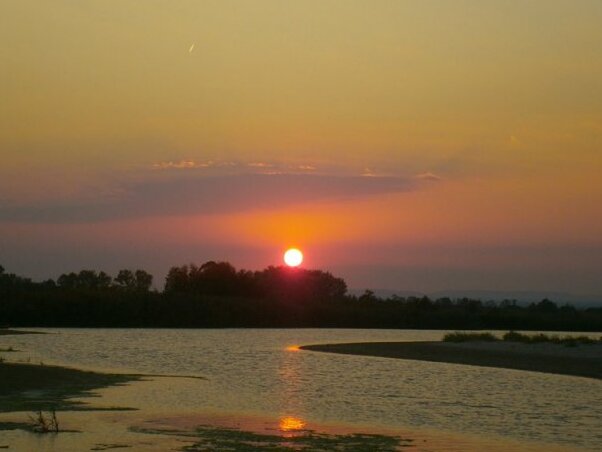 இந்த Salinella ஏரி - Lago Salinella | Secret World Trip Planner