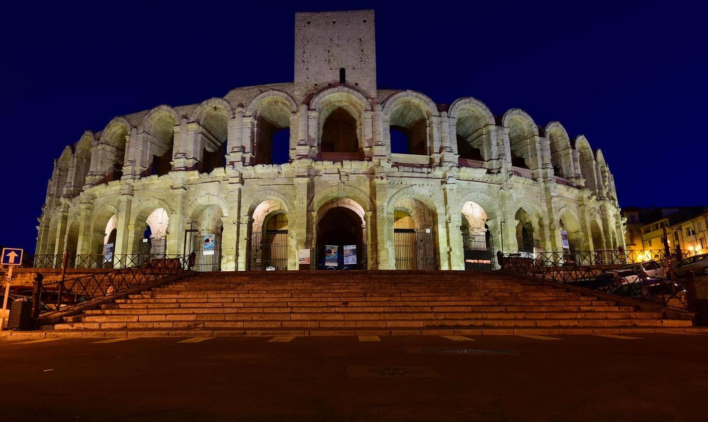 Αρένα της Αρλ  - Arles | Secret World Trip Planner