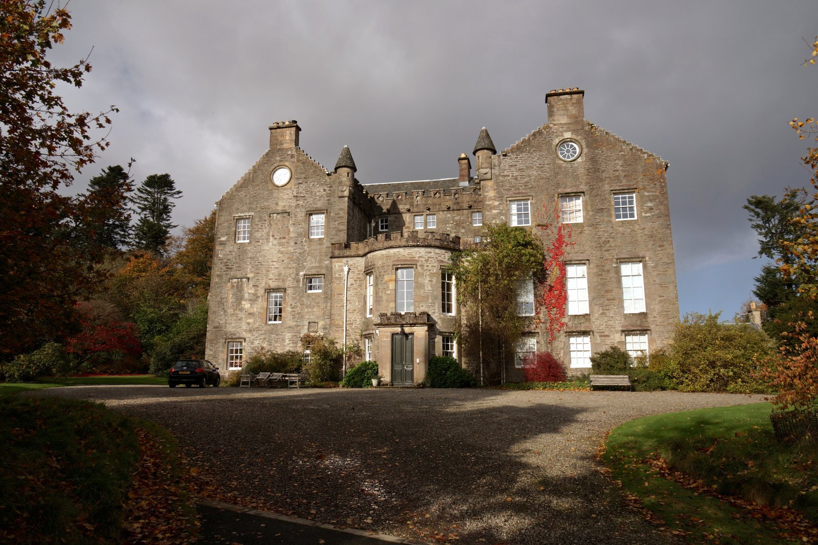 Castelo De Braco - Braco | Secret World Trip Planner