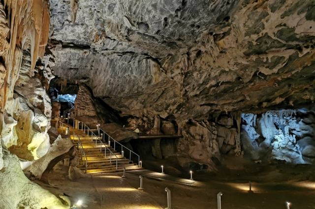 A la découverte des merveilles des grottes de Cango : Un voyage à travers les grottes majestueuses d'Afrique du Sud - Oudtshoorn | Secret World Trip Planner