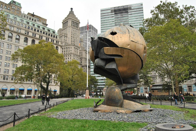 Сфера Всемирного торгового центра - New York | Secret World Trip Planner