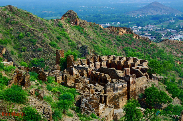 巴希寺 - Takht Bhai | Secret World Trip Planner