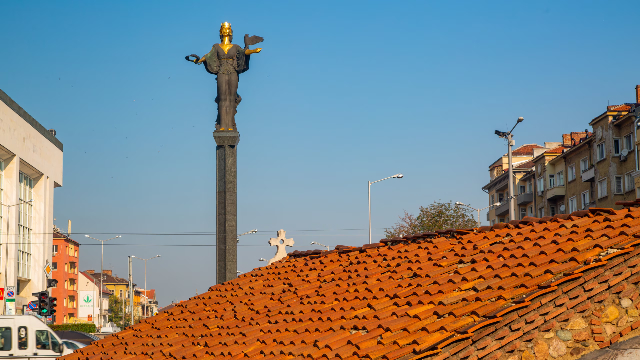 La Statua di Santa Sofia - Sofia | Secret World Trip Planner