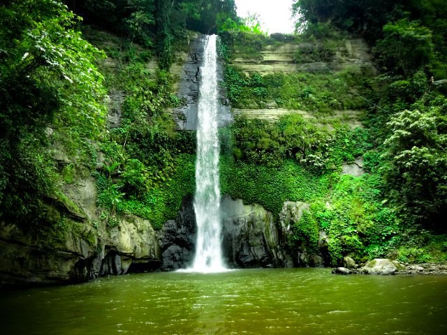 马达巴昆达瀑布 - Madhabkunda Water Fall Road | Secret World Trip Planner