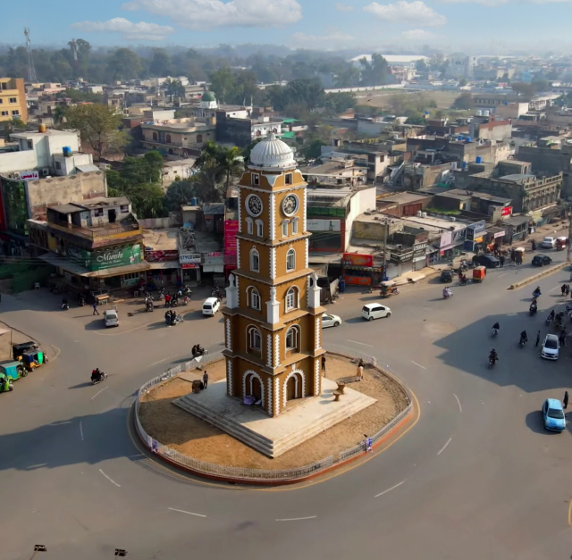 La tour de l'horloge de Sialkot - سیالکوٹ | Secret World Trip Planner