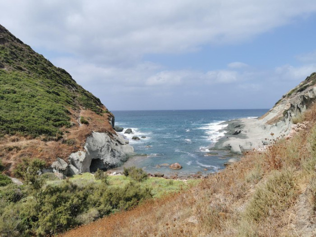 Утес Сос Пупос, - Bosa | Secret World Trip Planner