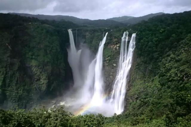 Les plus hautes chutes d'eau : Jog Falls - Jog Falls | Secret World Trip Planner