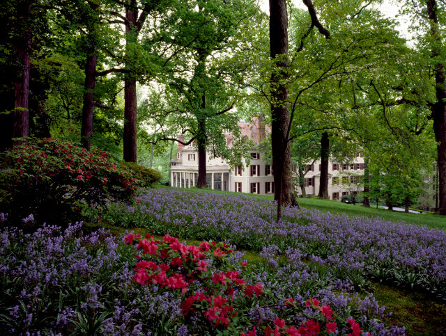 温特图尔博物馆、花园和图书馆 - Winterthur | Secret World Trip Planner