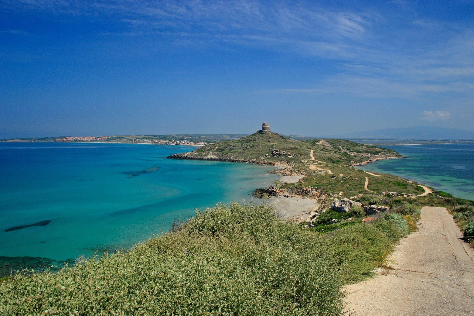 နီး/ပြတိုက်၏Capo အာင္ဆန္းကာင္တြင္ေ - San Giovanni di Sinis | Secret World Trip Planner