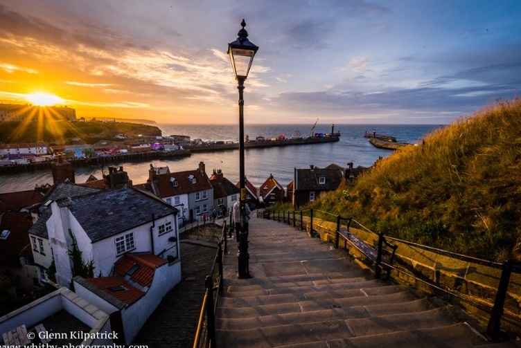 Zátoka Robina Hooda - Robin Hood's Bay | Secret World Trip Planner