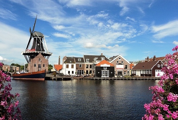 Harlem | La Capitale dei Tulipani - Haarlem | Secret World Trip Planner