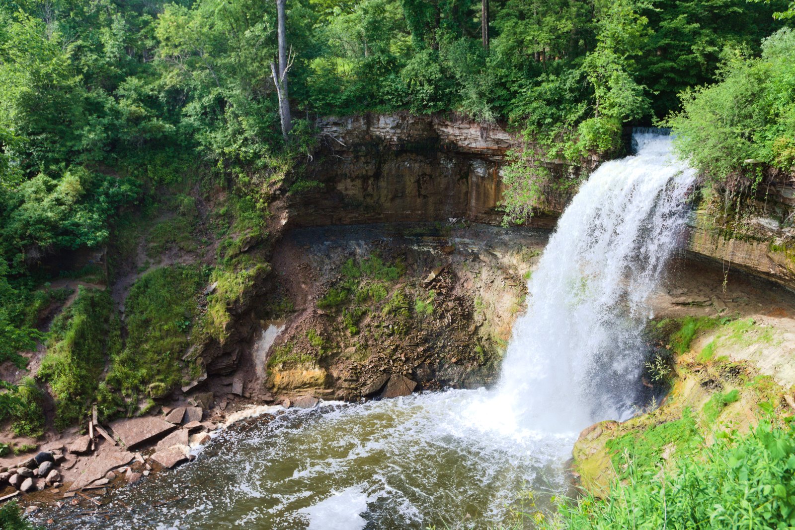 Водопадът Минехаха - Minneapolis | Secret World Trip Planner