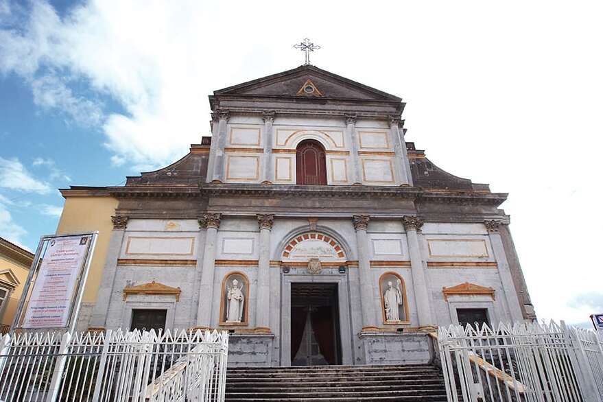 Avellino: Katedrala Jasokundearen - Avellino | Secret World Trip Planner