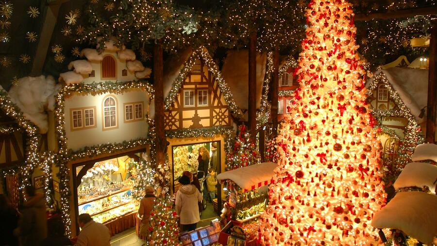 ローテンブルクとケーテ ヴォールファールトの有名な クリスマス村 Secret World ローテンブルクとケーテ ヴォールファールトの有名な クリスマス村 Secret World