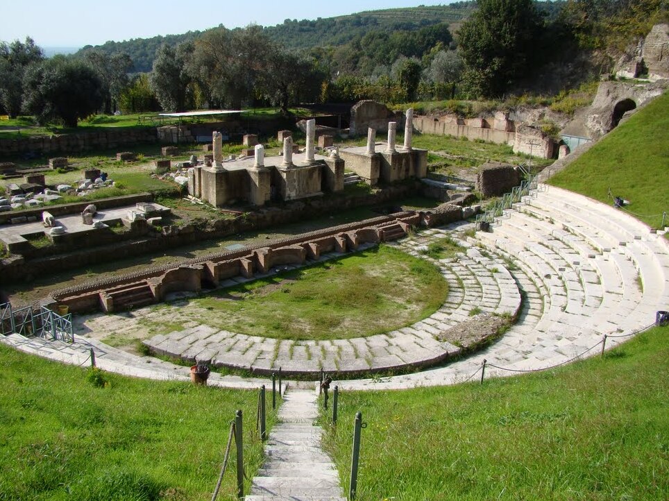 Erromatar antzokian Teanum Sidicinum - Caserta | Secret World Trip Planner