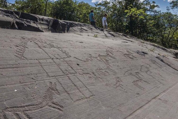 Parco nazionale delle切口Rupestri-Val Camonica - Capo di Ponte | Secret World Trip Planner