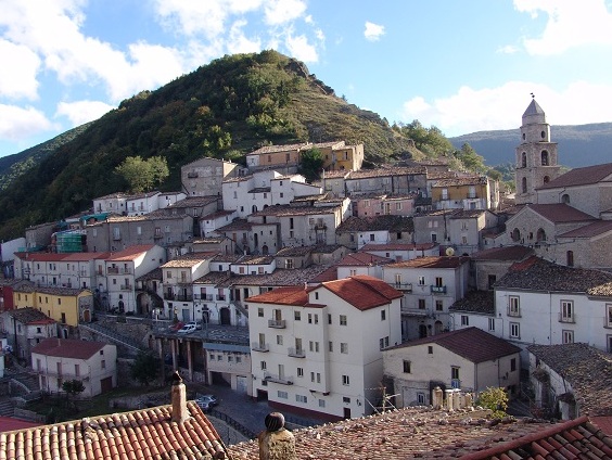 San Fele e a pequena aldeia medieval - San Fele | Secret World Trip Planner