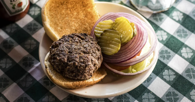 The Quintessential American Classic: J.G Melons and NYC's "Best Burger" - New York | Secret World Trip Planner
