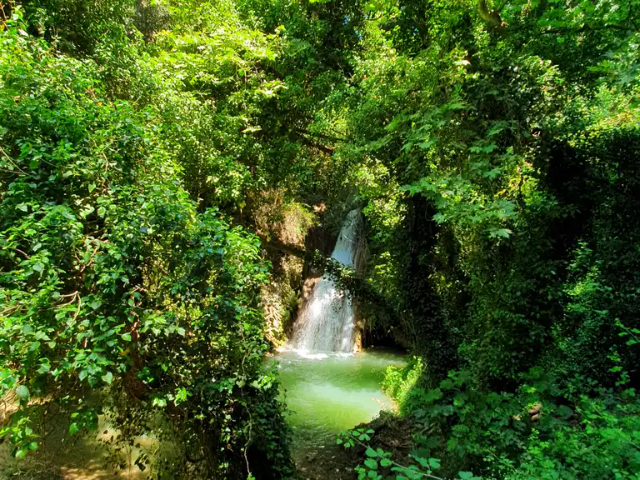 Stenosia Waterfalls - Στενωσιά | Secret World Trip Planner