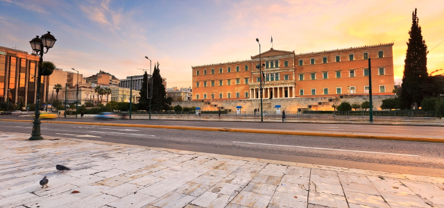 Syntagma Square - Athina | Secret World Trip Planner