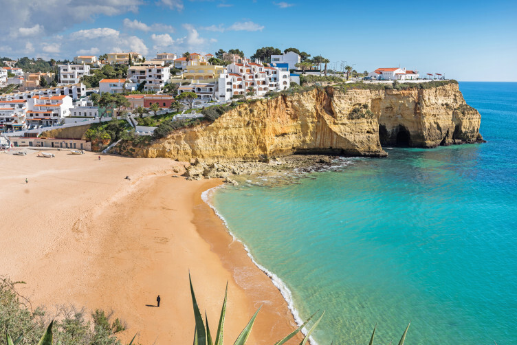 Carvoeiro: uma pitoresca cidade portuguesa resort - Carvoeiro | Secret World Trip Planner