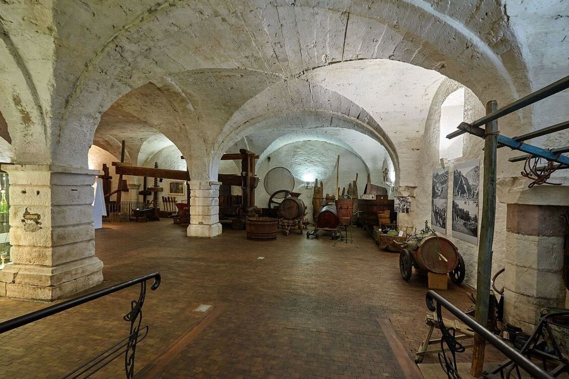 Caldaro / provinsi Anggur Museum - Caldaro | Secret World Trip Planner