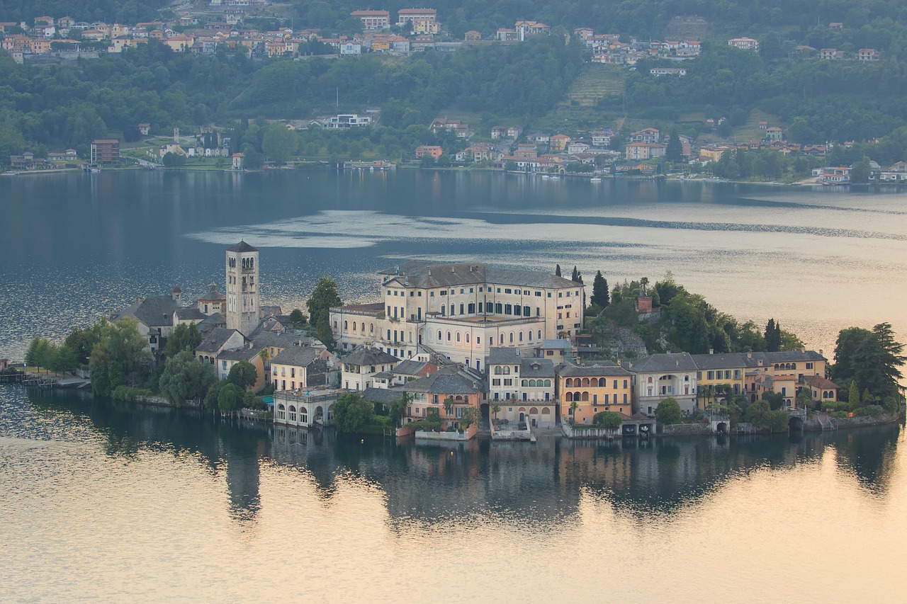 Among the narrow streets of Orta San Giulio - Orta San Giulio | Secret World Trip Planner