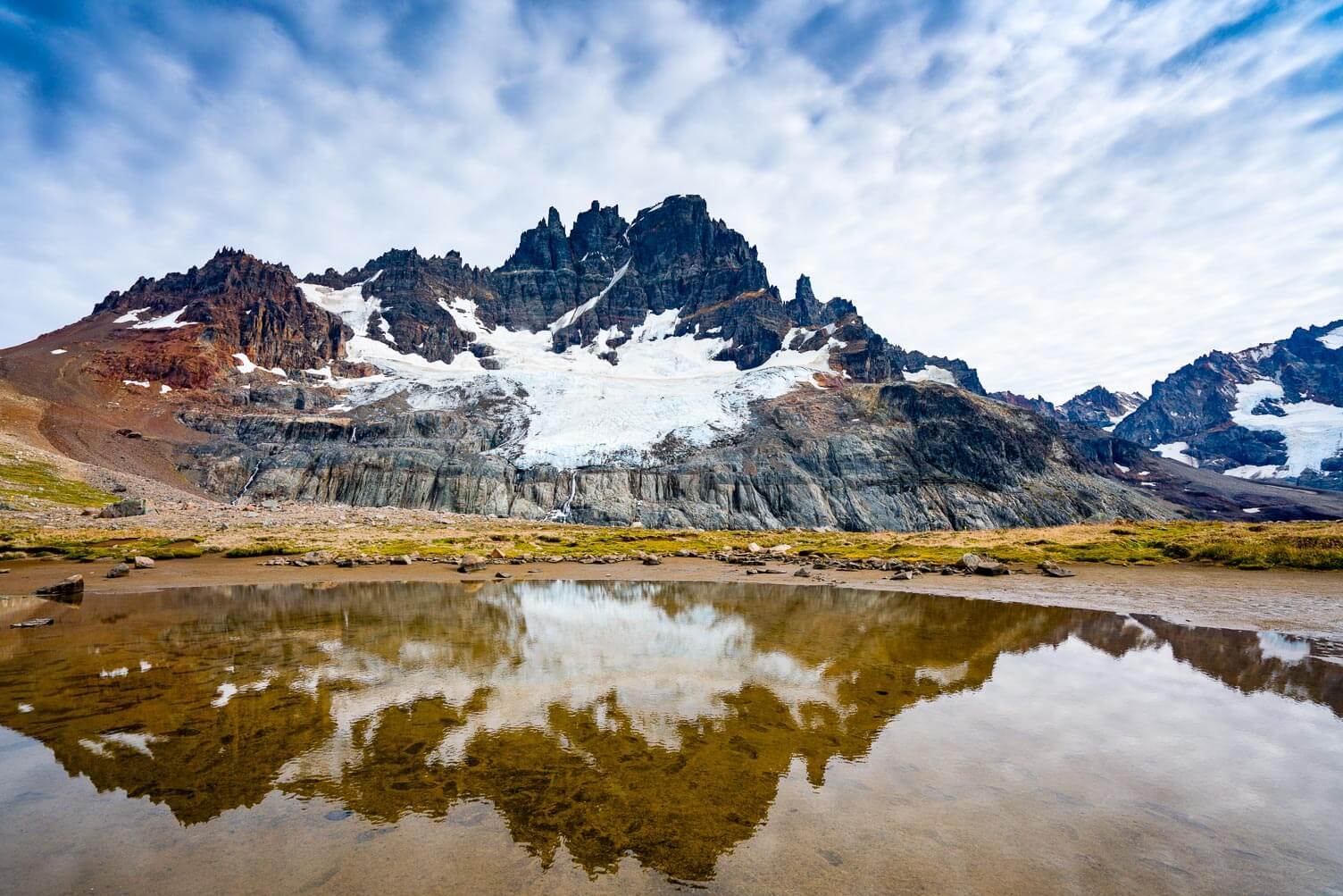 在巴塔哥尼亚令人惊叹的塞罗卡斯蒂略徒步旅行 | Secret World Trip Planner