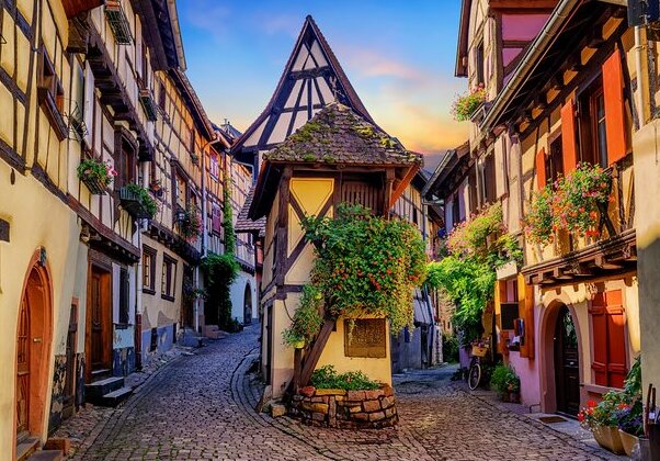 Eguisheim | जन्मस्थान शराब की बढ़ती Alsace में - Eguisheim | Secret World Trip Planner